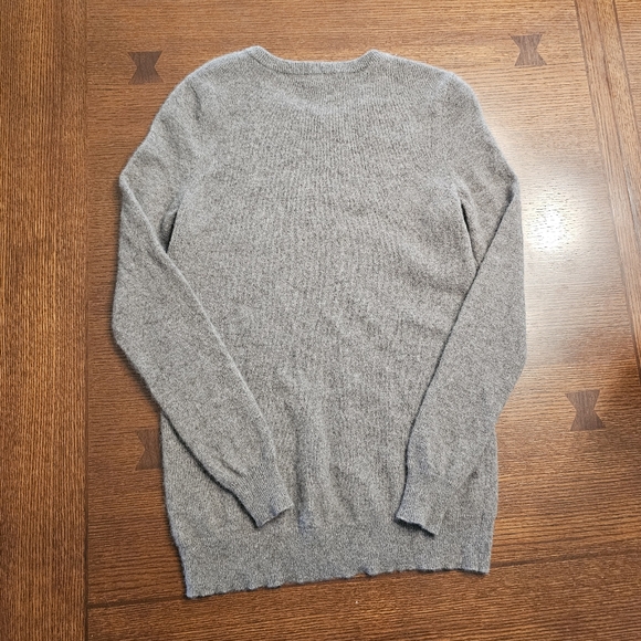 C by Bloomindale's 2 Ply 100% Cashmere Sweater Medium - Picture 2 of 9